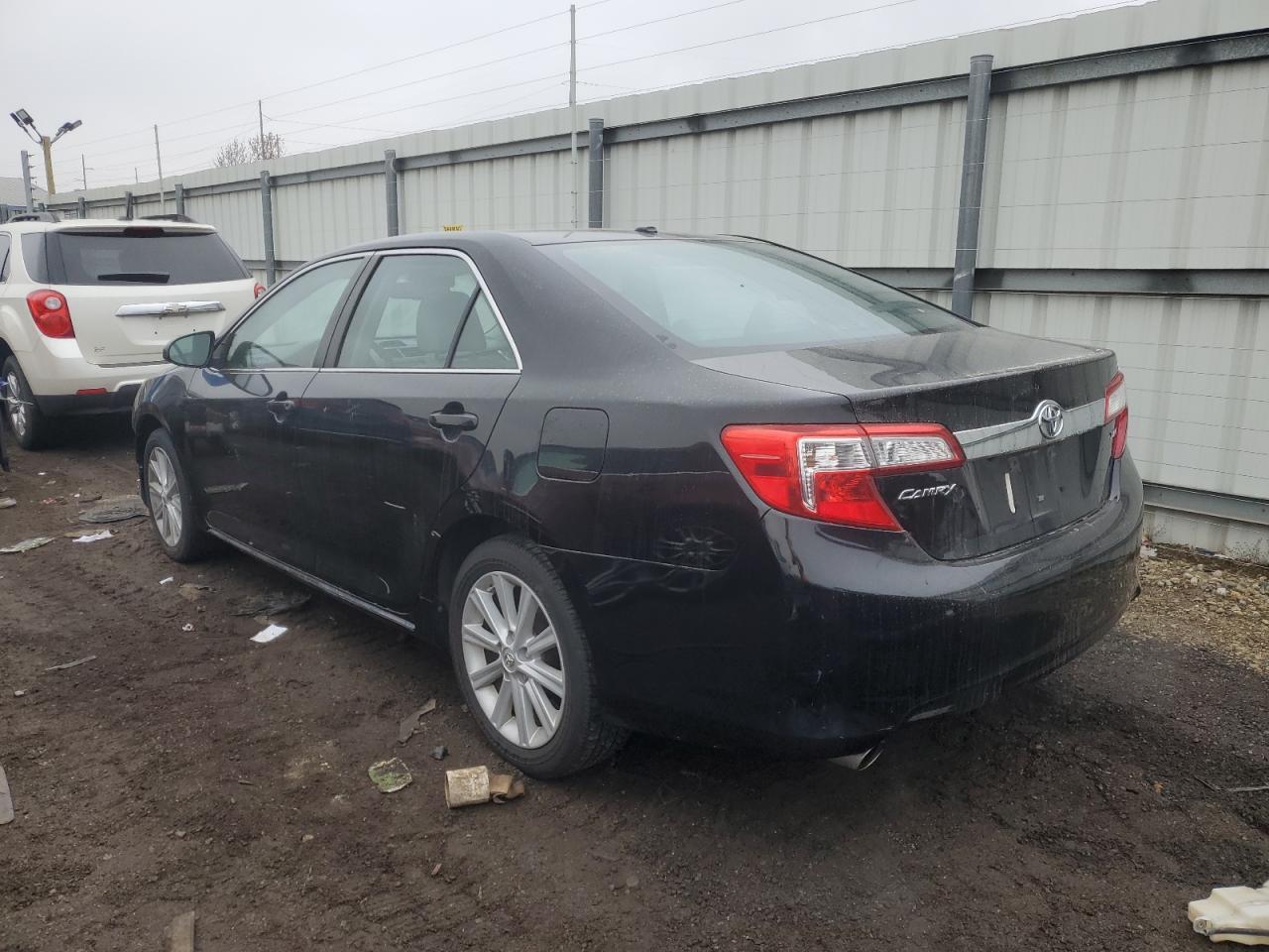 2014 TOYOTA CAMRY