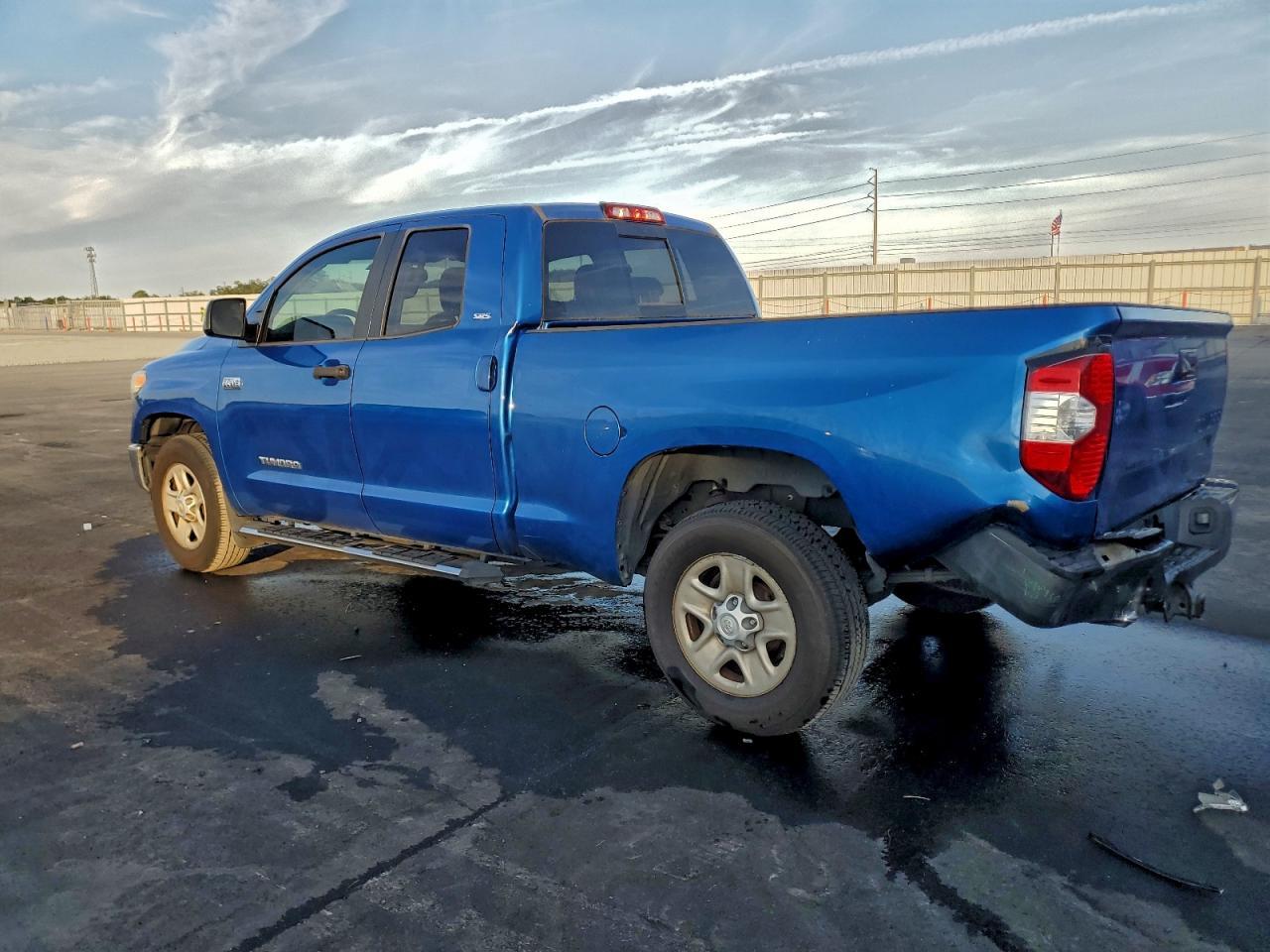 2016 TOYOTA TUNDRA