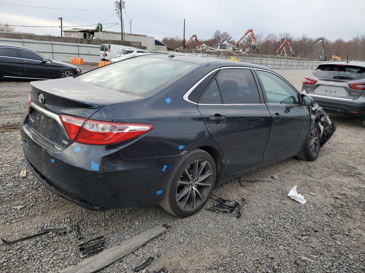 2015 TOYOTA CAMRY