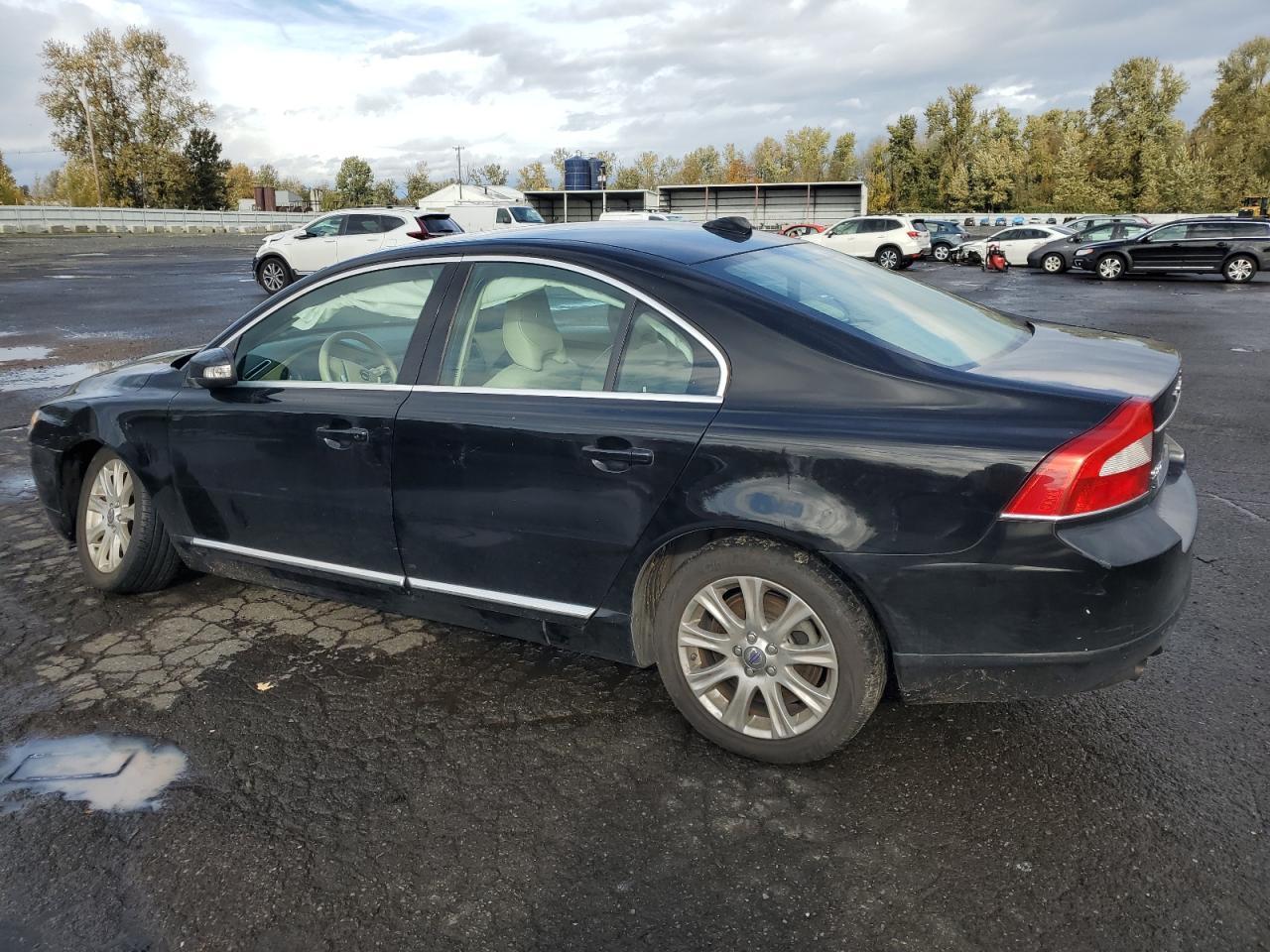 2010 VOLVO S80