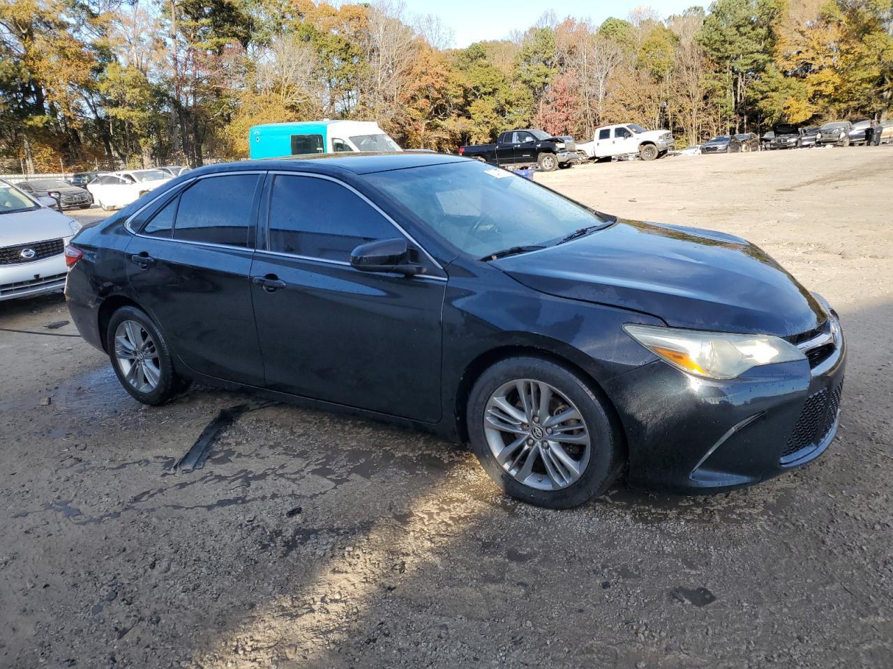2015 TOYOTA CAMRY