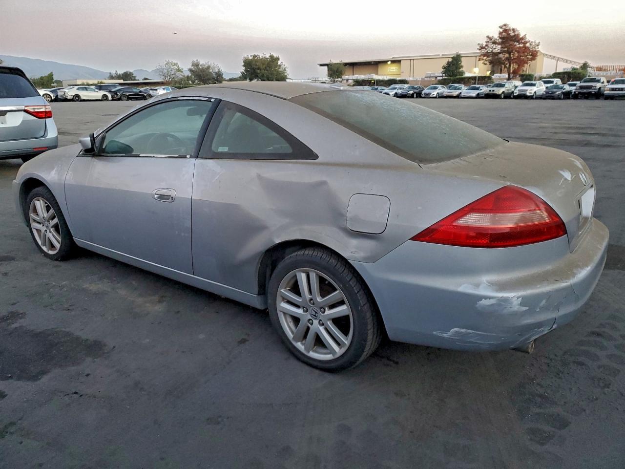 2004 HONDA ACCORD