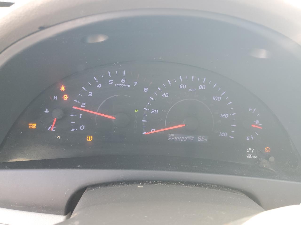 2010 TOYOTA CAMRY