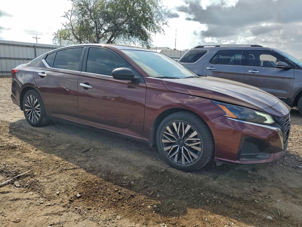 2024 NISSAN ALTIMA