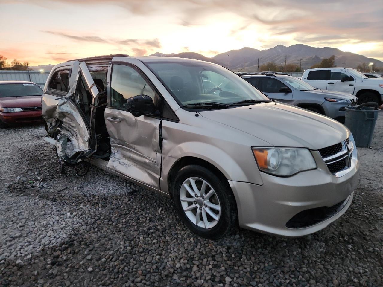 2014 DODGE GRAND CARAVAN