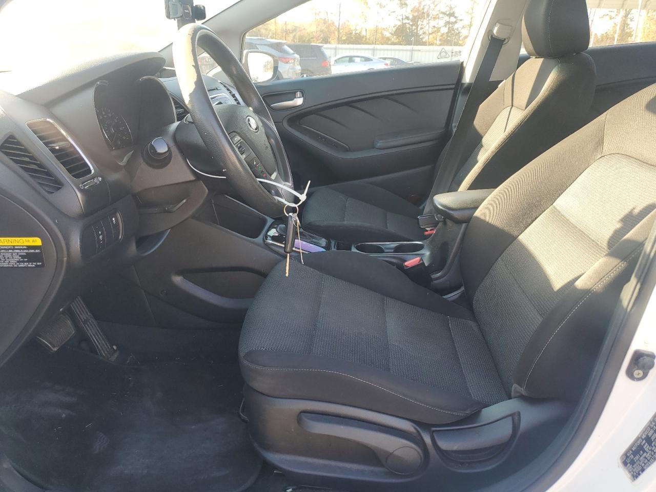 2017 KIA FORTE