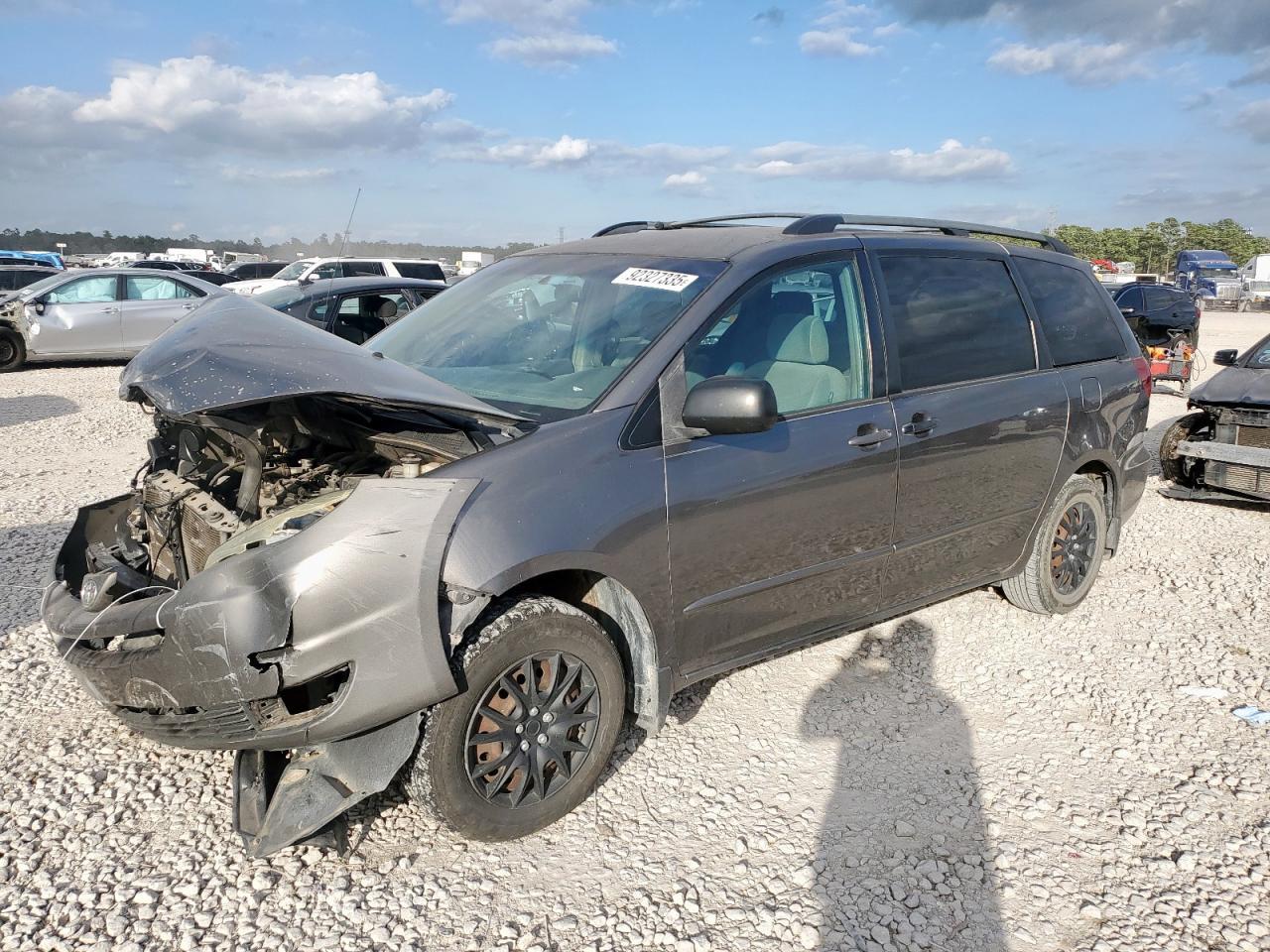 2005 TOYOTA SIENNA