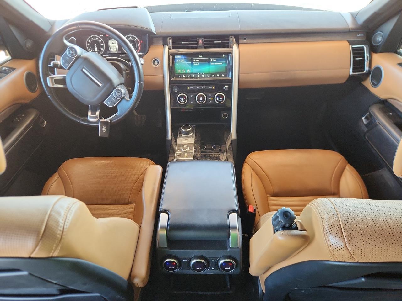 2018 LAND ROVER Discovery