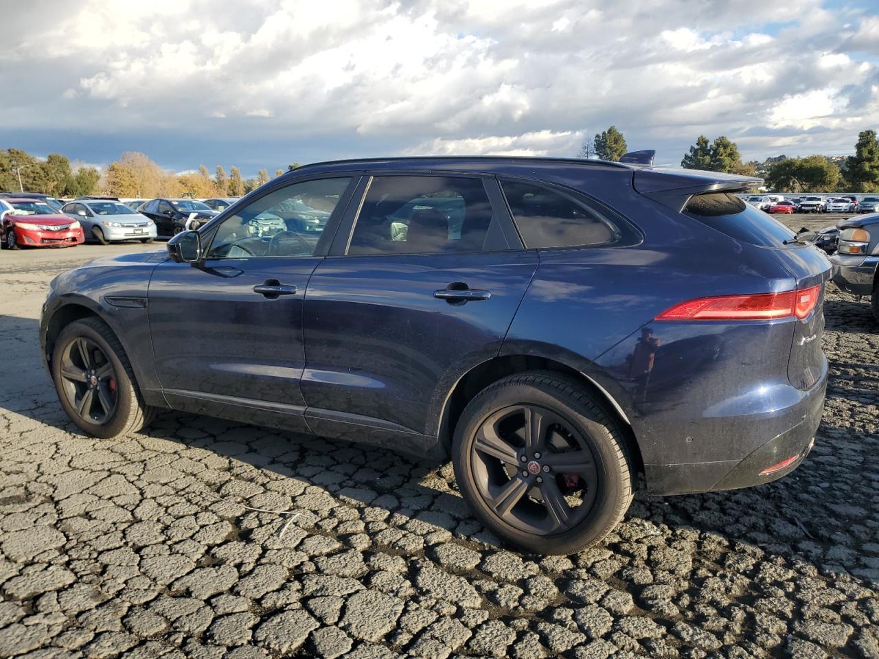 2017 JAGUAR F-Pace