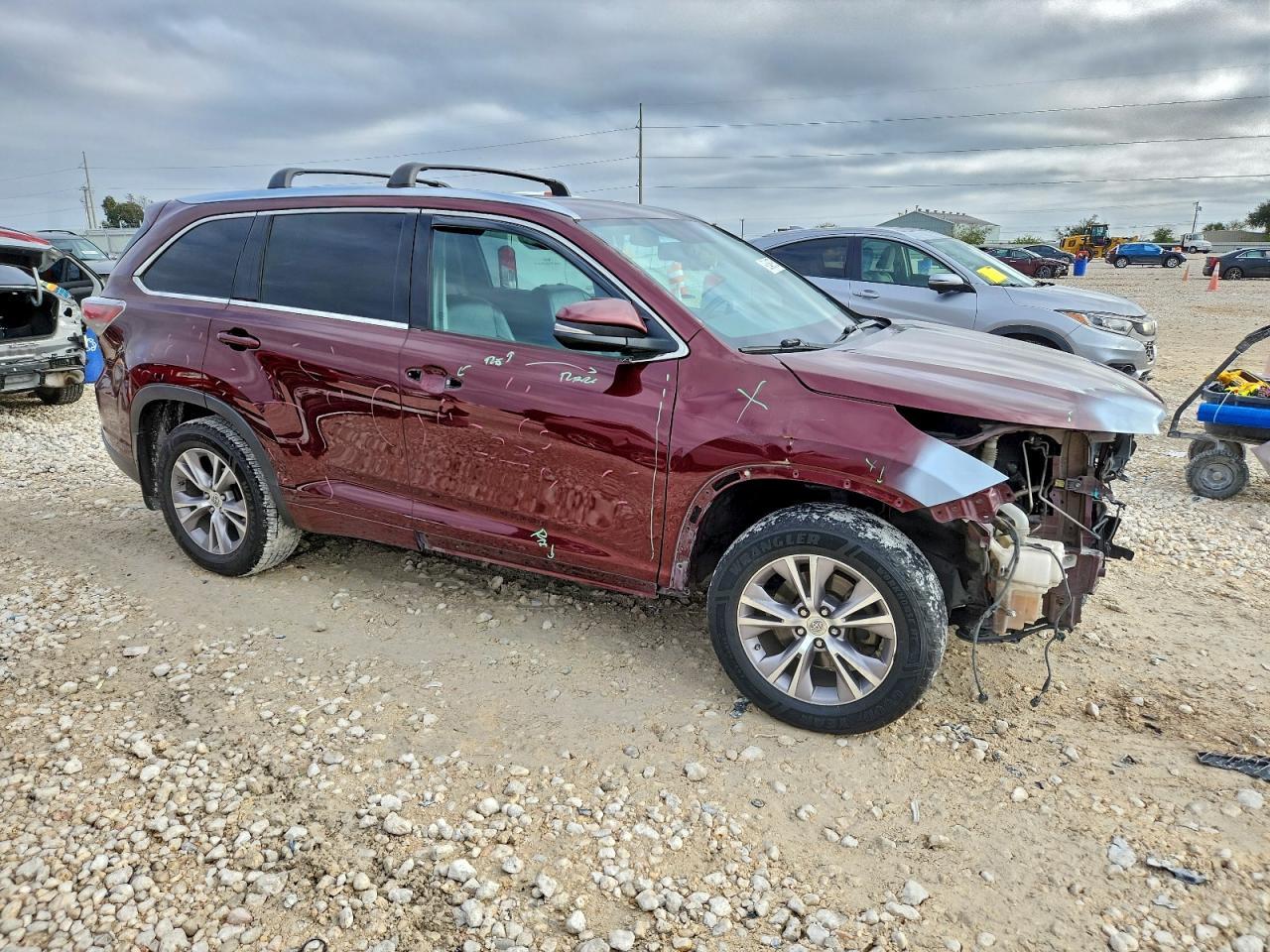 2014 TOYOTA HIGHLANDER