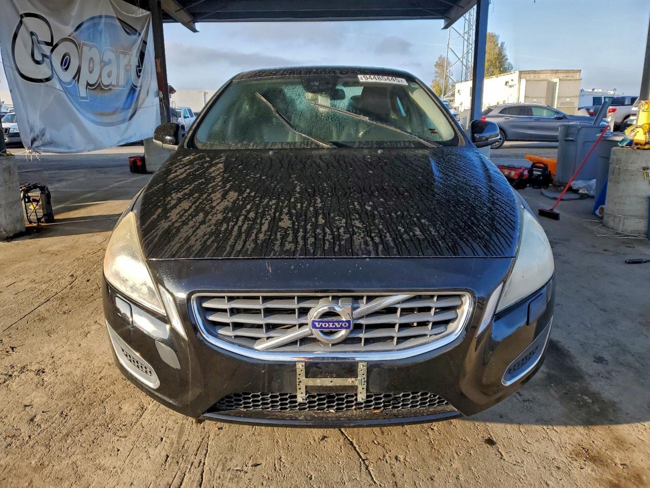 2013 VOLVO S60