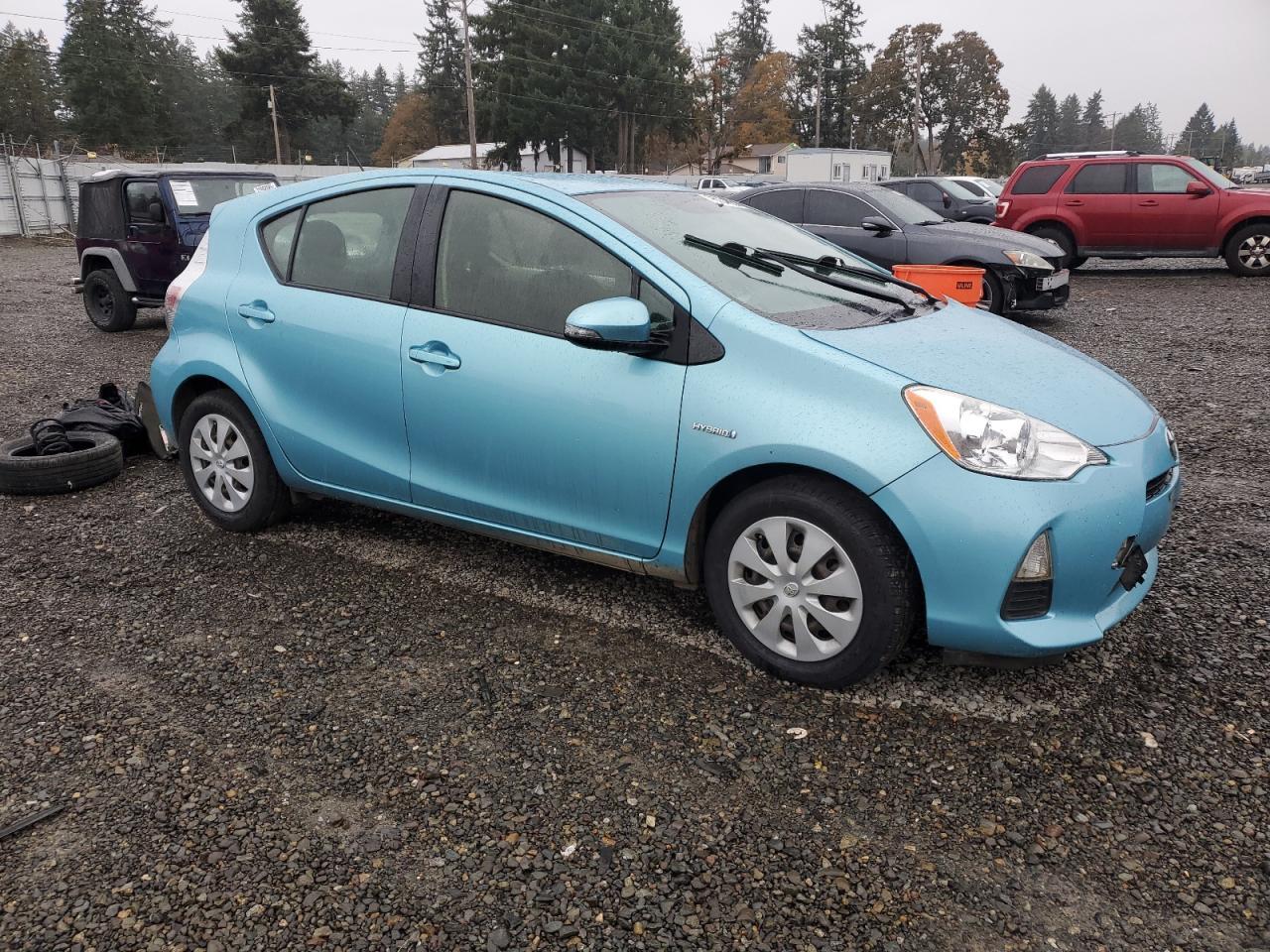 2012 TOYOTA Prius c