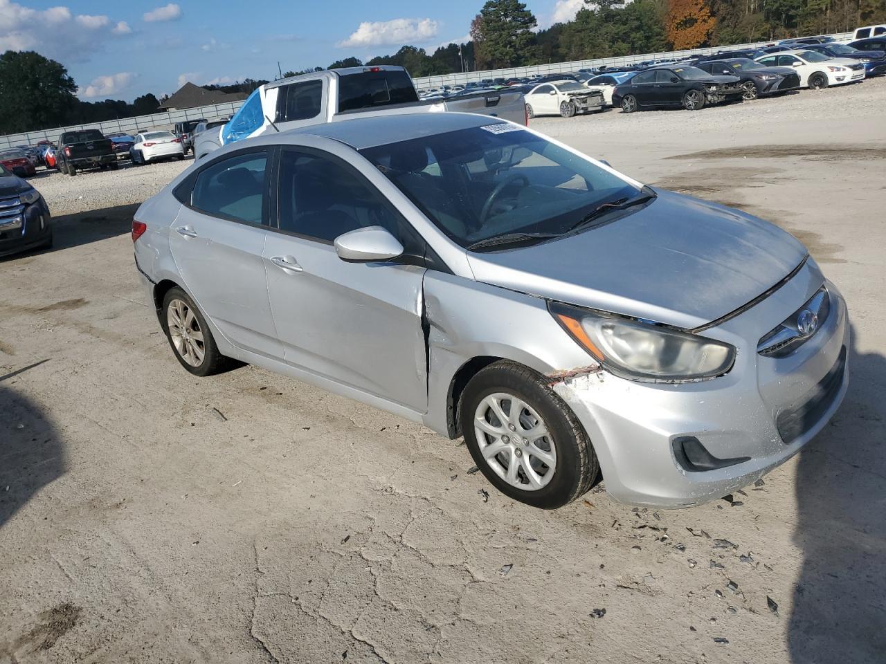 2012 HYUNDAI ACCENT