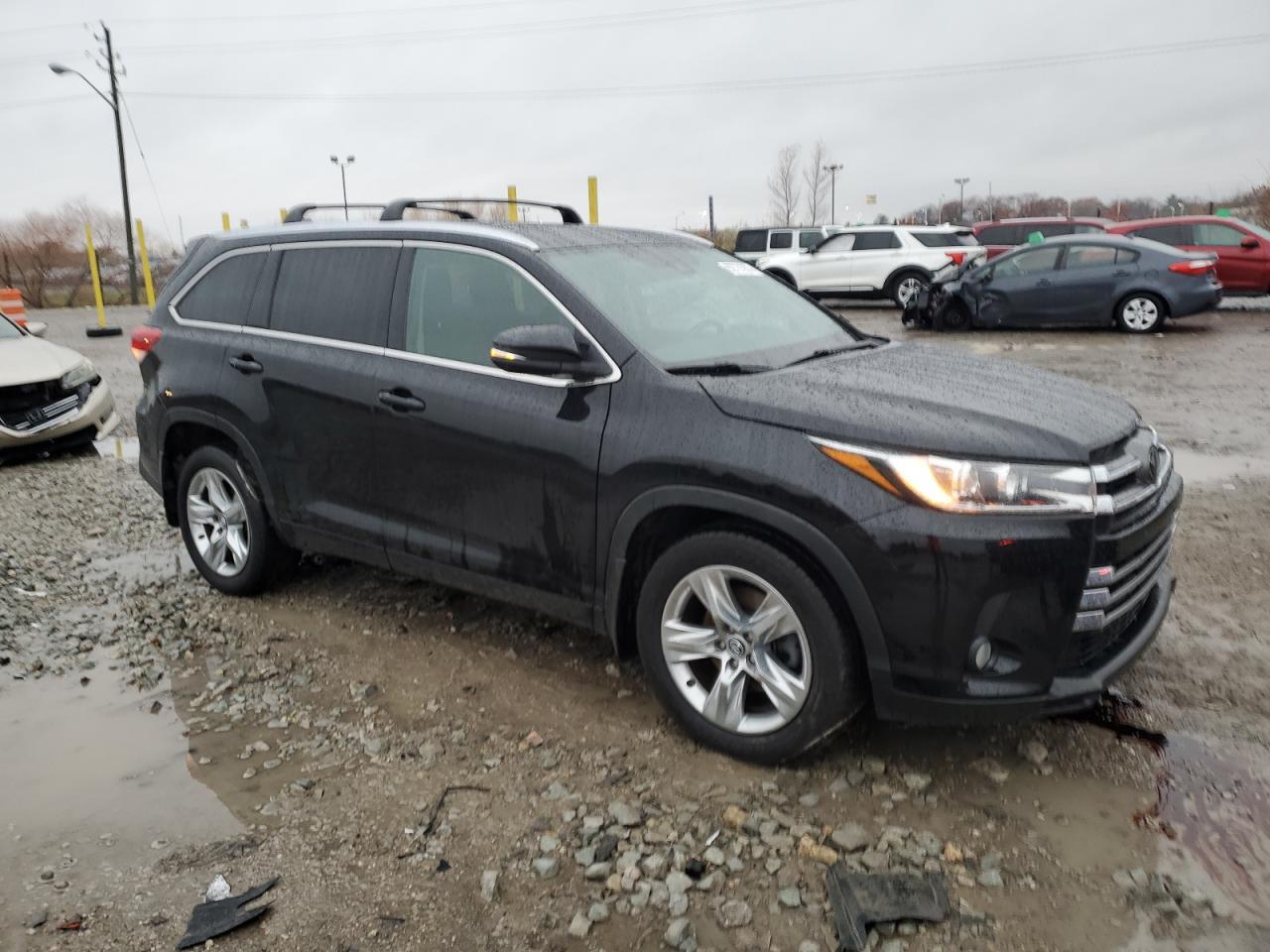 2018 TOYOTA HIGHLANDER