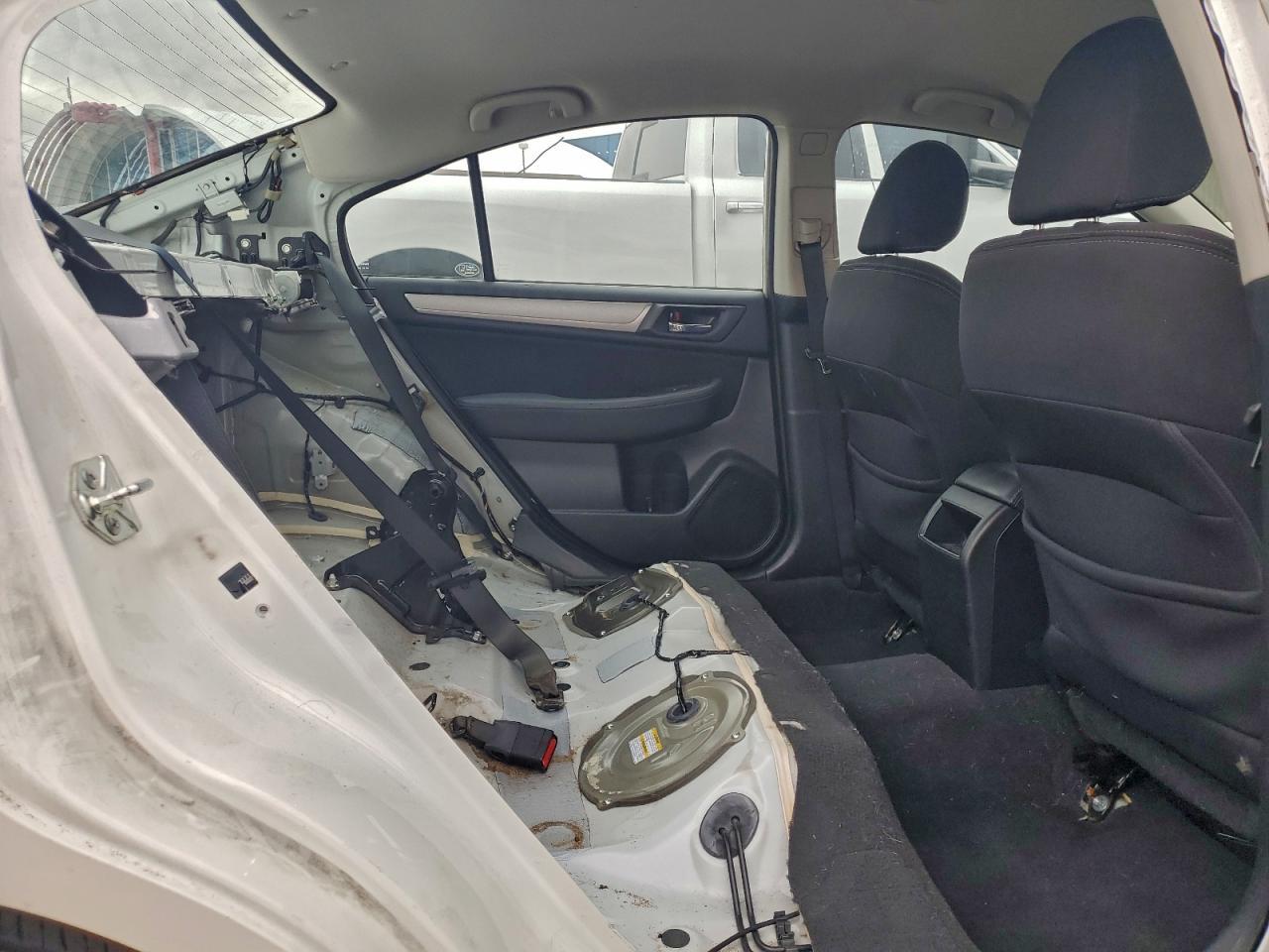 2016 SUBARU Legacy