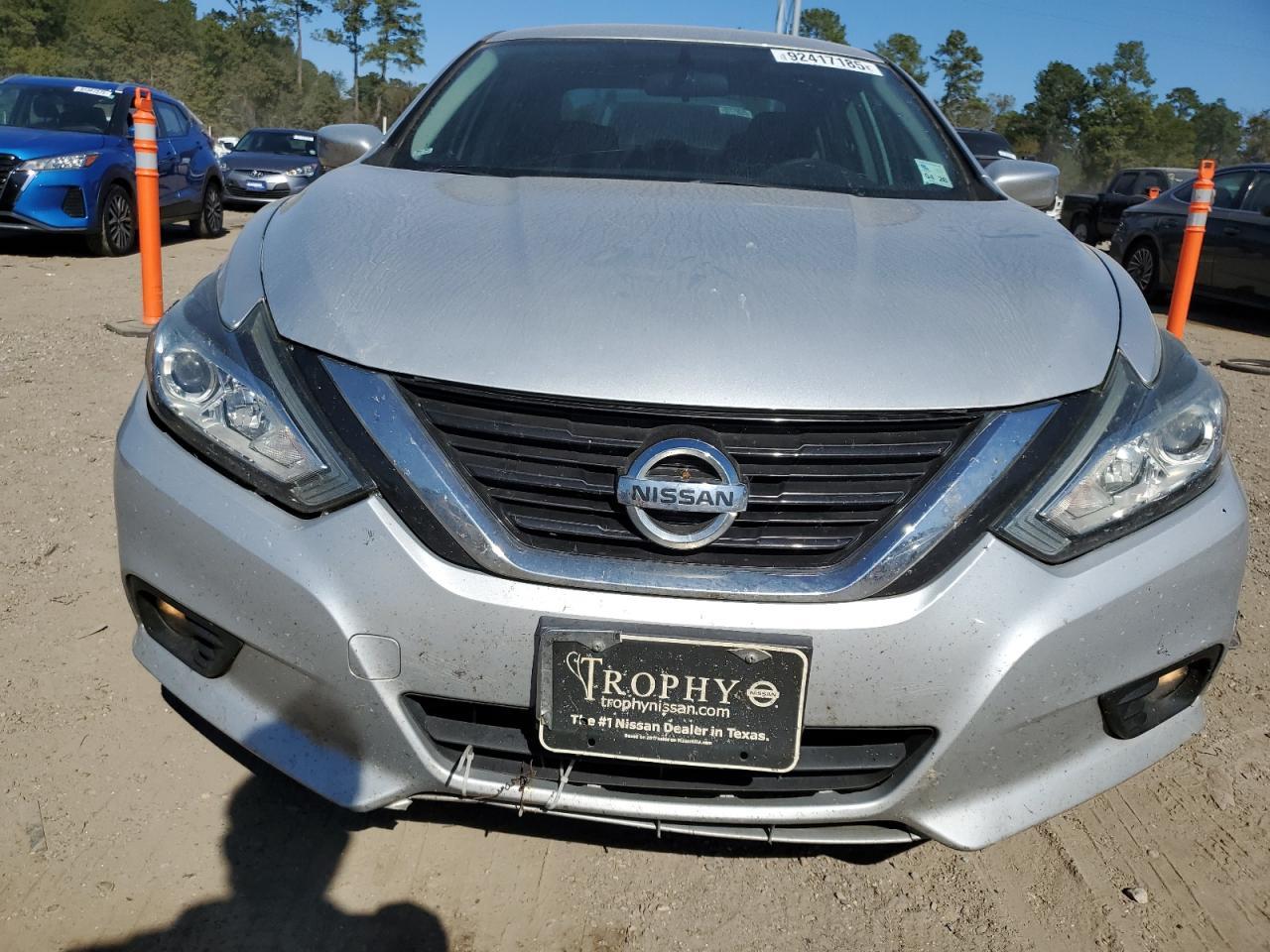 2016 NISSAN ALTIMA