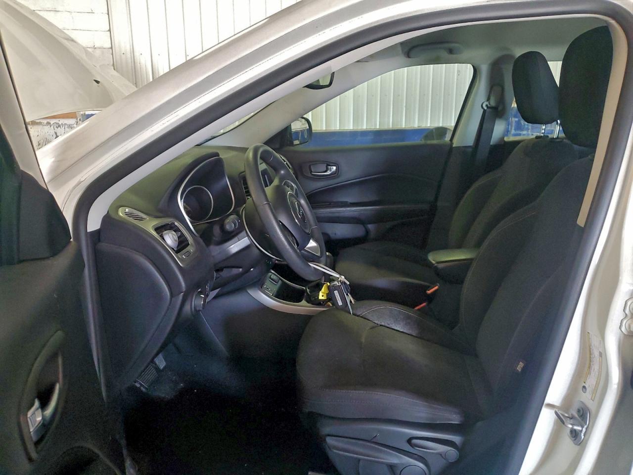 2020 JEEP Compass