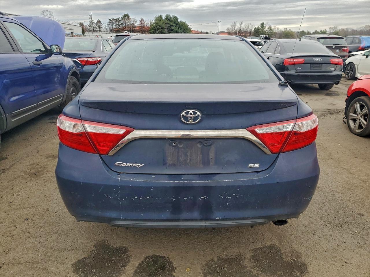 2016 TOYOTA CAMRY
