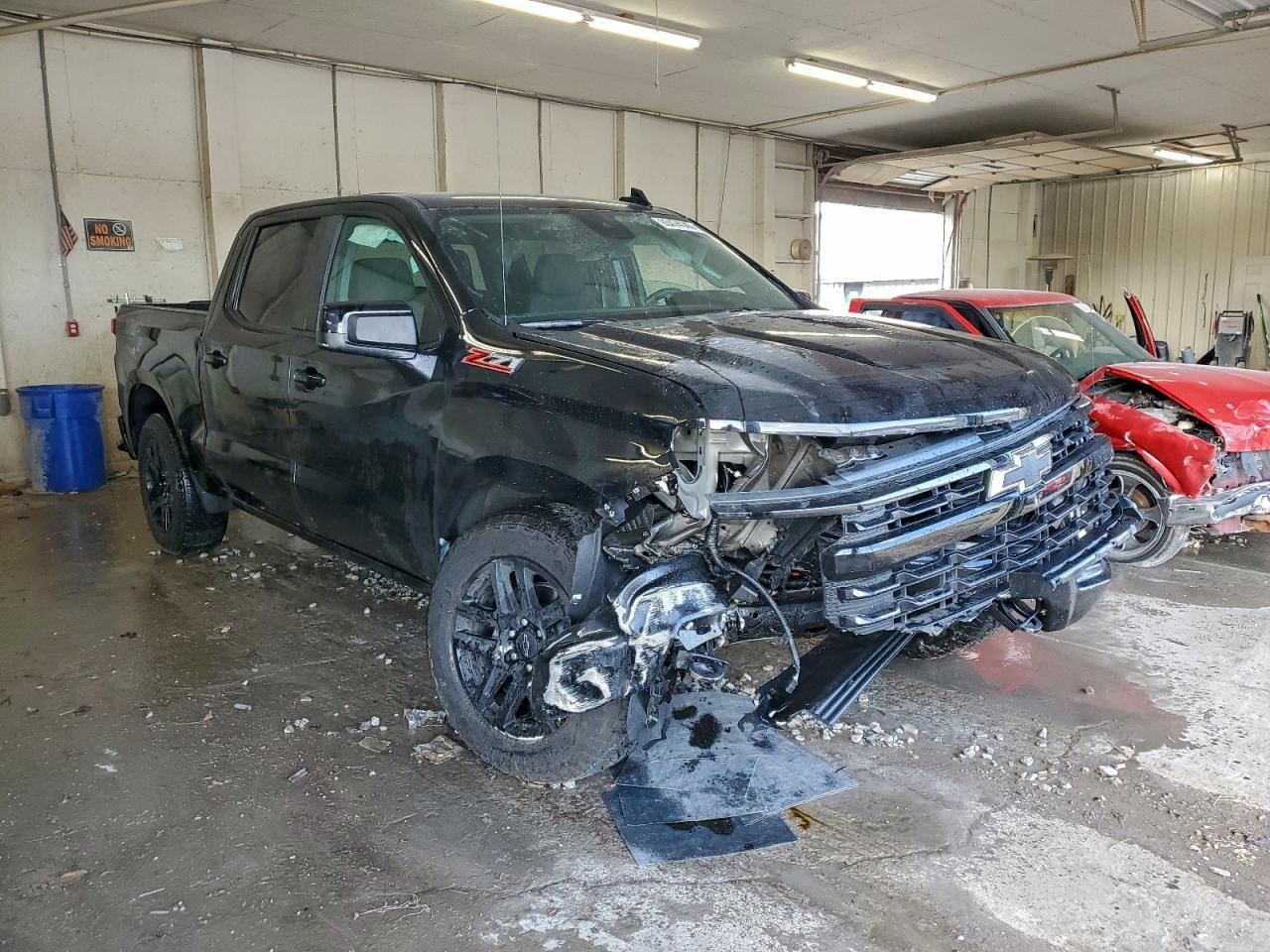 2025 CHEVROLET Silverado