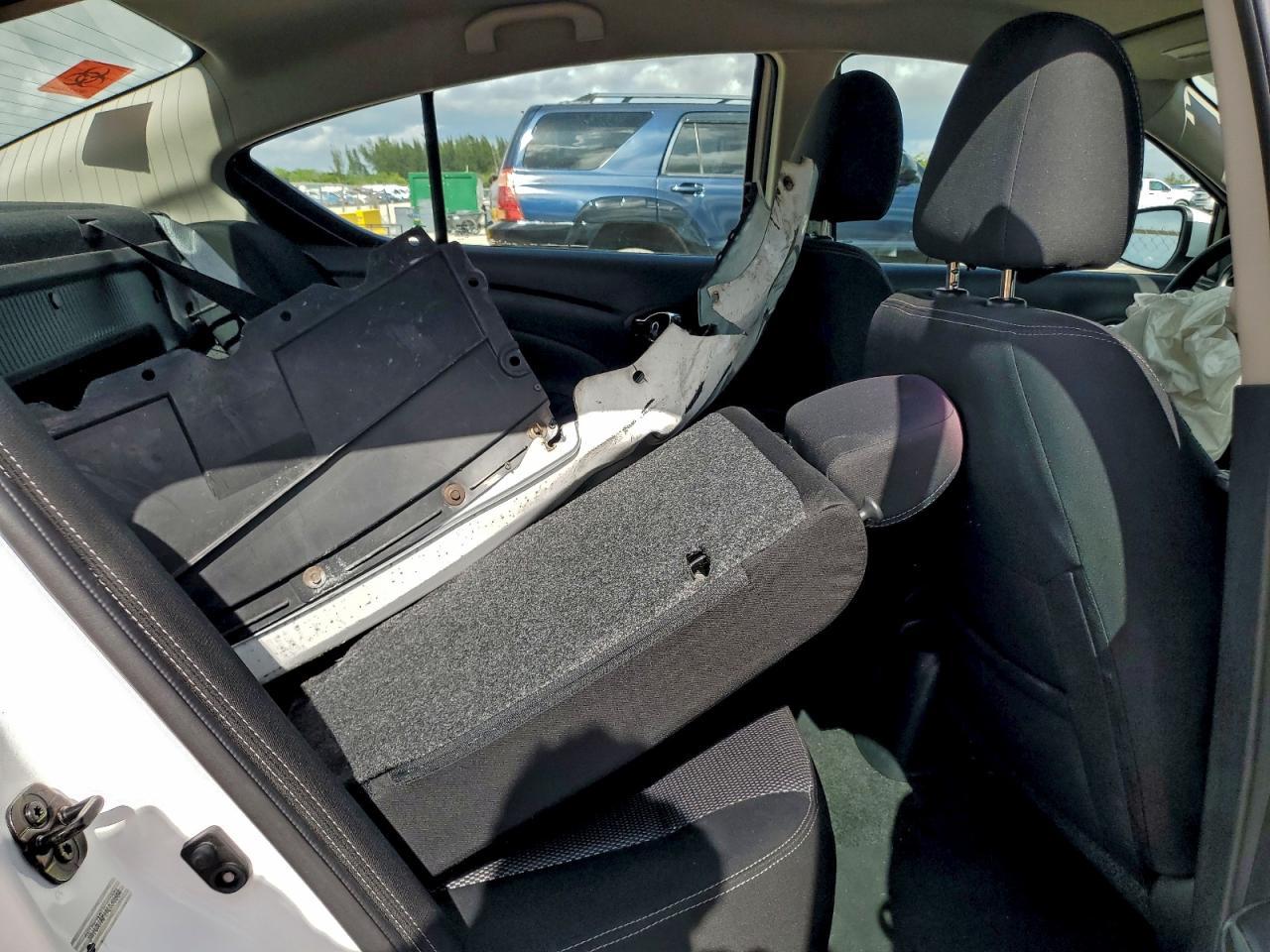 2019 NISSAN VERSA
