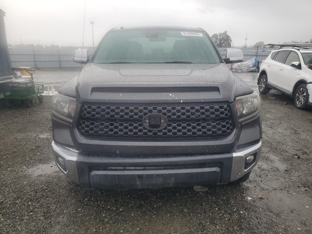 2018 TOYOTA TUNDRA