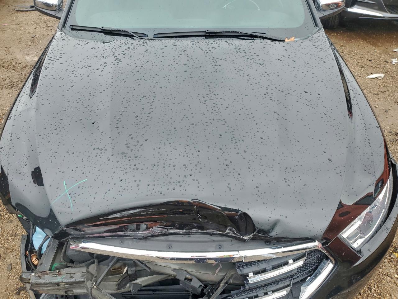 2015 FORD Taurus