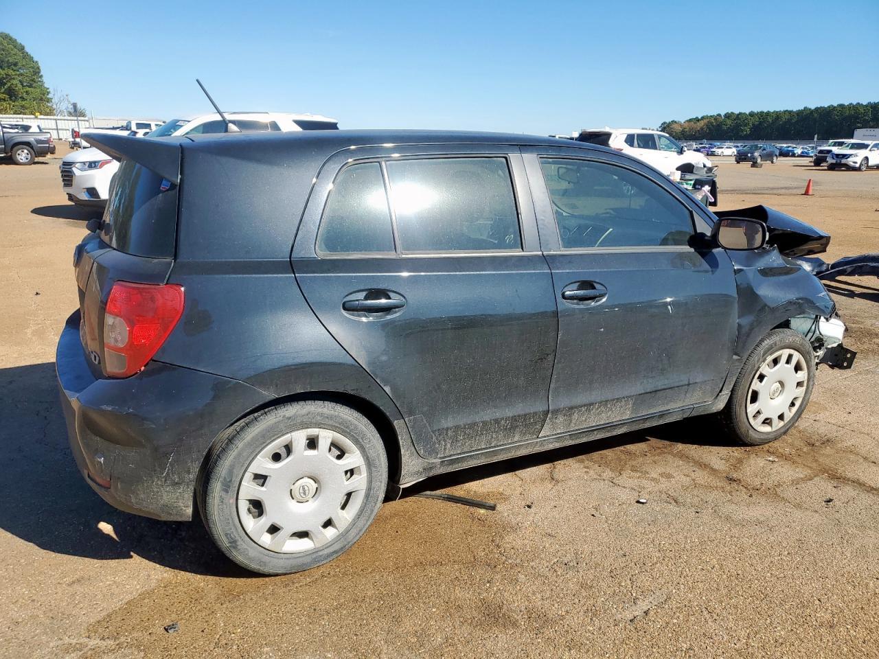 2013 TOYOTA SCION
