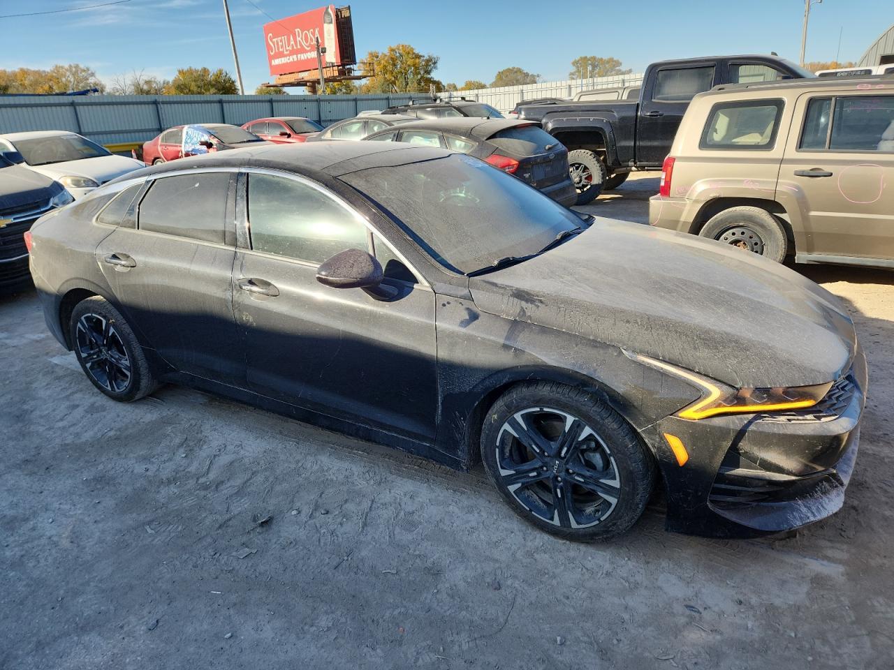 2022 KIA K5