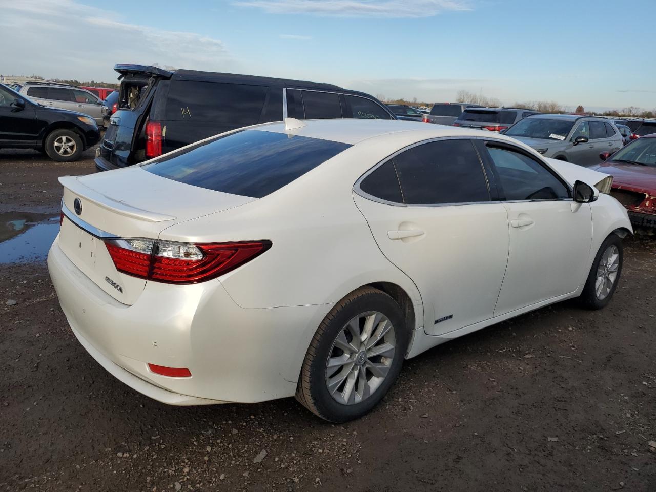 2015 LEXUS ES 300H