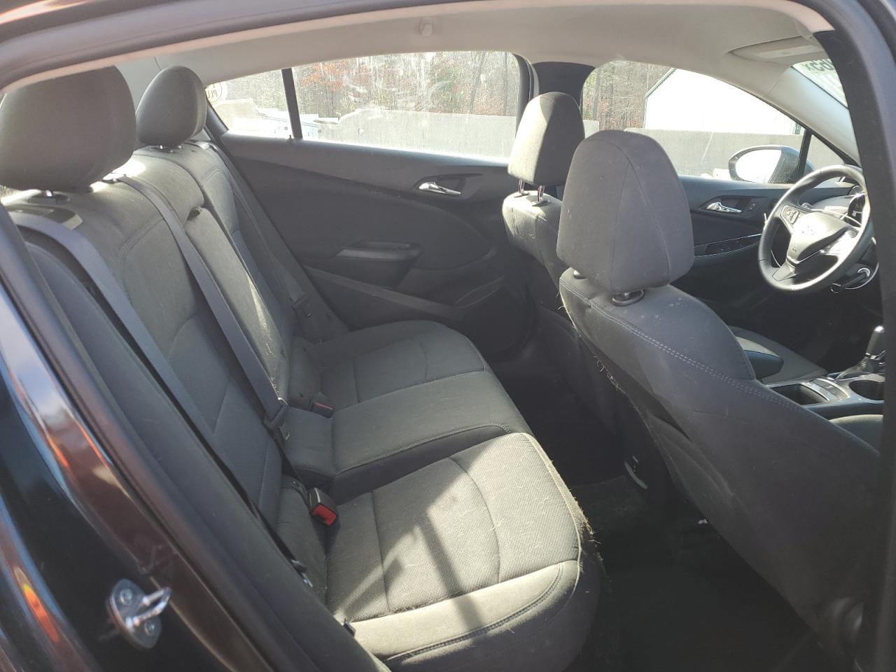 2017 CHEVROLET CRUZE