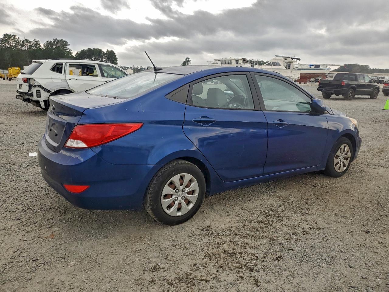 2016 HYUNDAI ACCENT