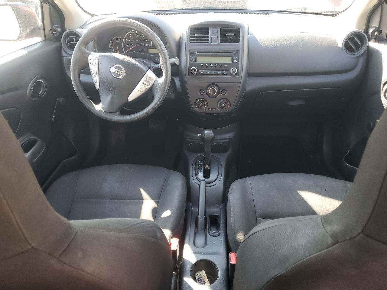 2015 NISSAN VERSA
