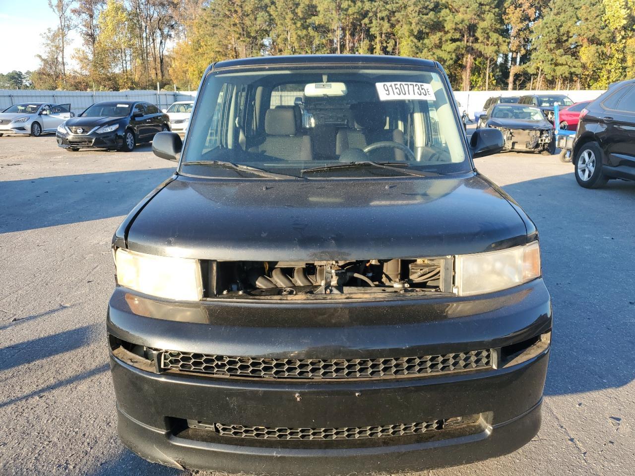 2005 TOYOTA SCION