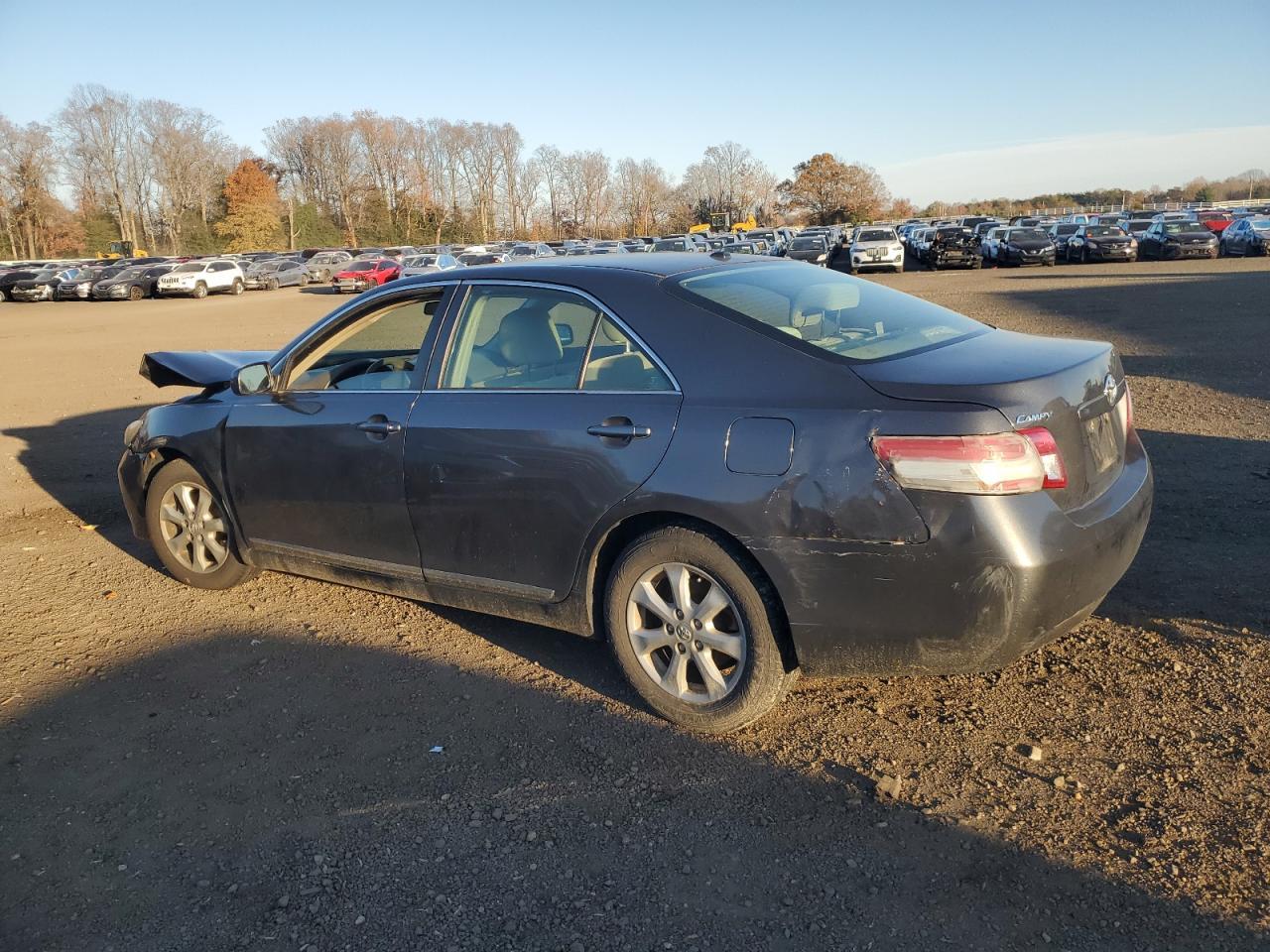 2011 TOYOTA CAMRY
