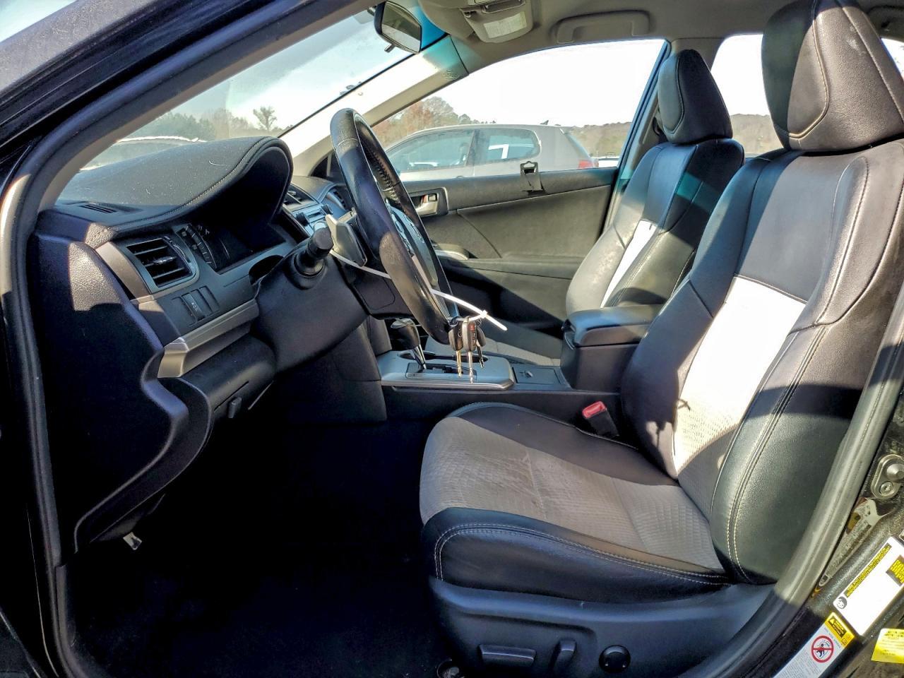 2013 TOYOTA CAMRY