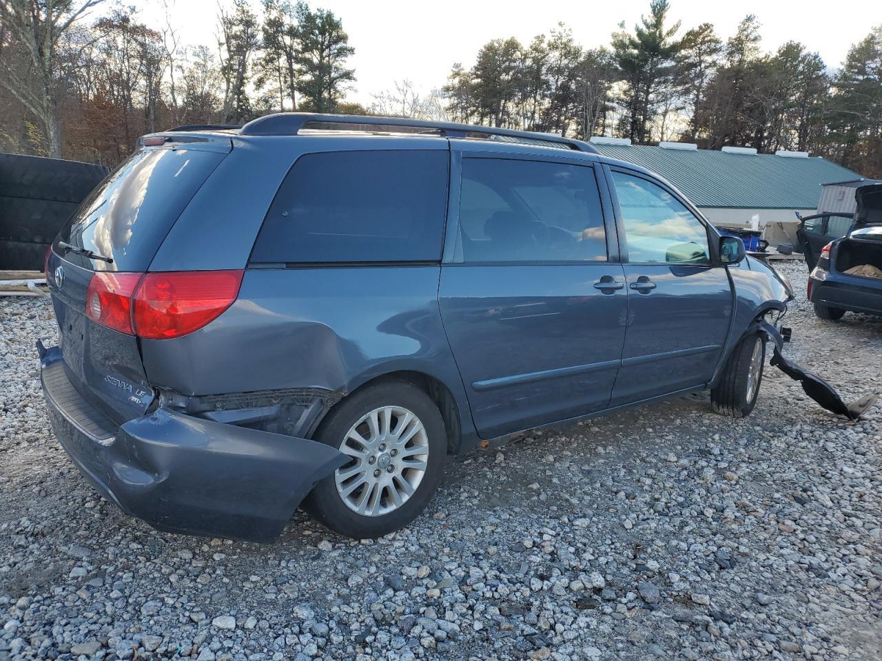 2007 TOYOTA SIENNA