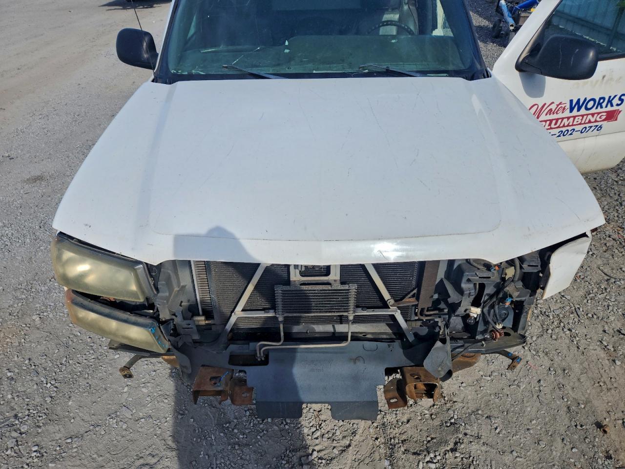 2004 CHEVROLET Silverado 2500