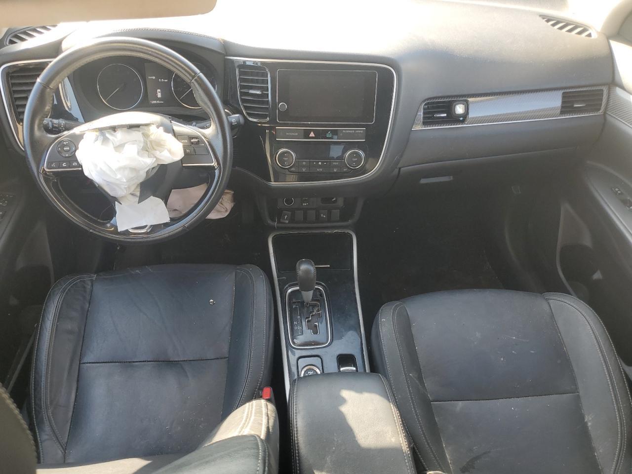 2019 MITSUBISHI outlander