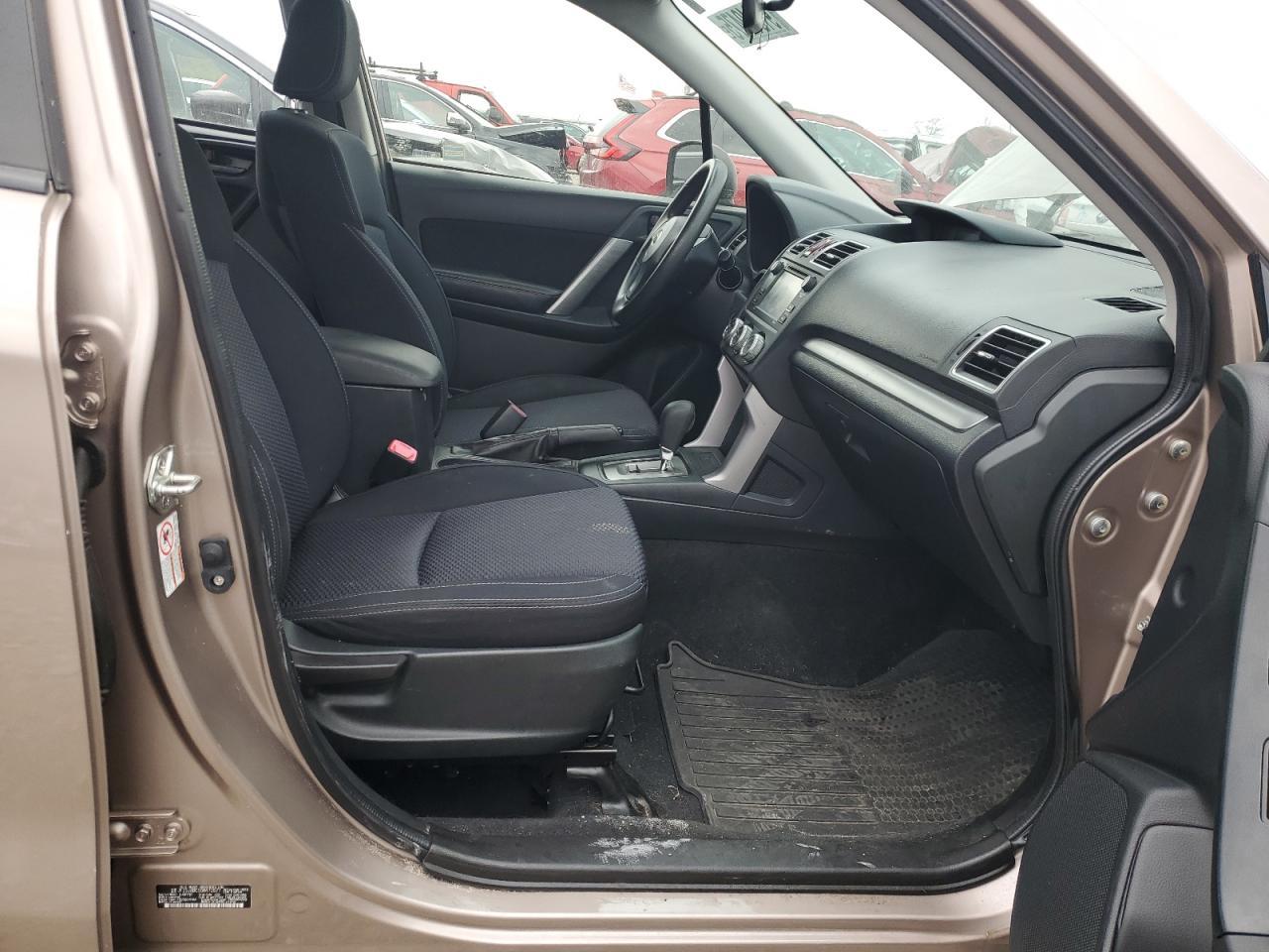 2016 SUBARU FORESTER