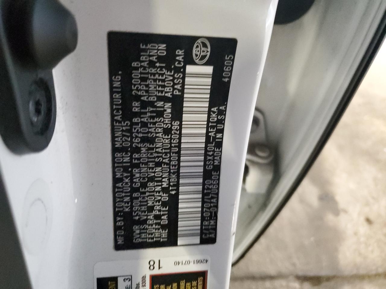 2015 TOYOTA Avalon