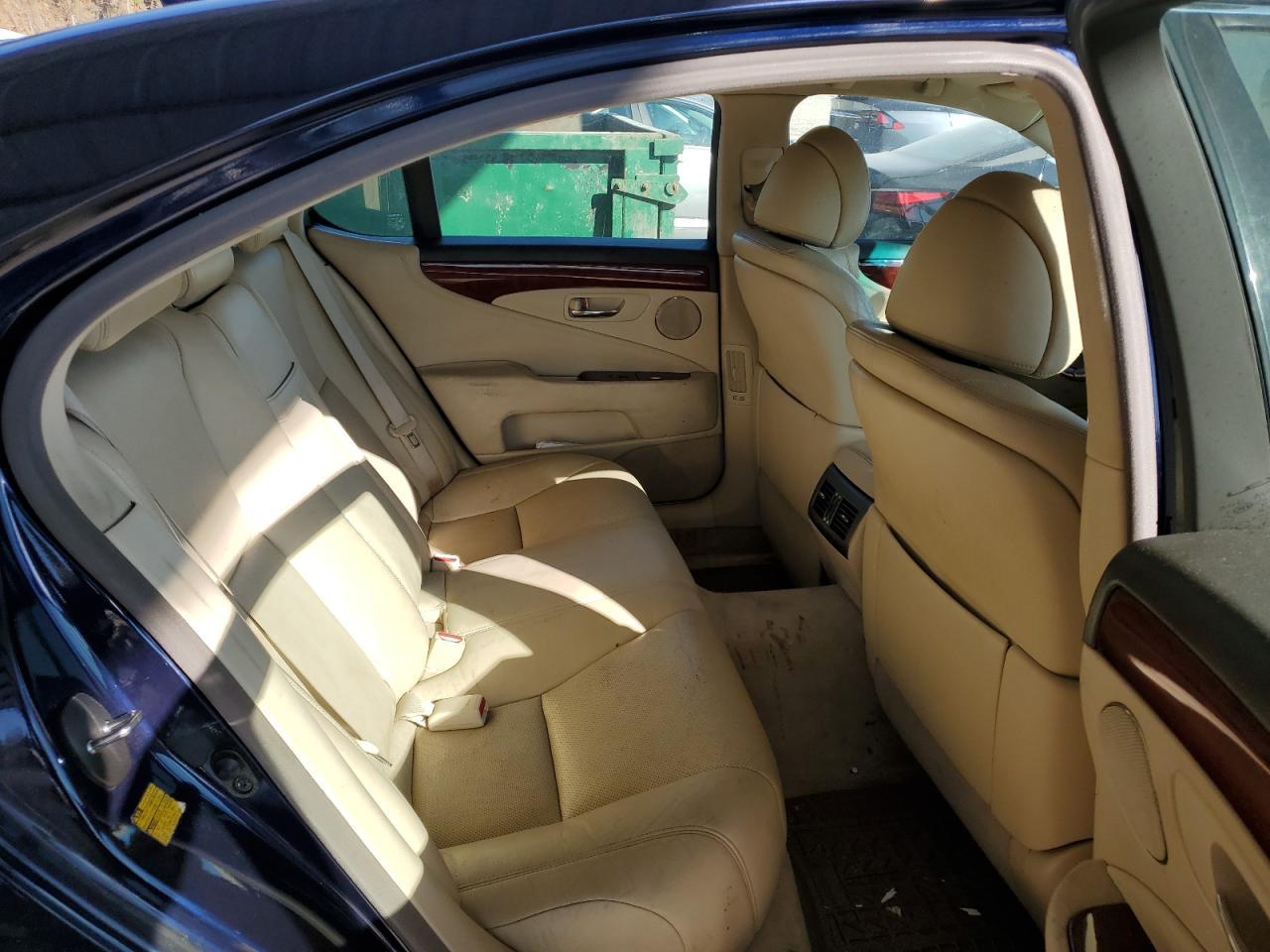 2010 LEXUS LS 460