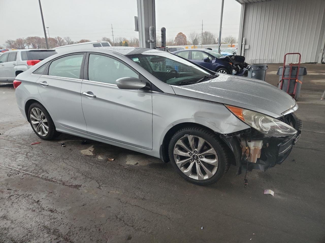 2011 HYUNDAI SONATA