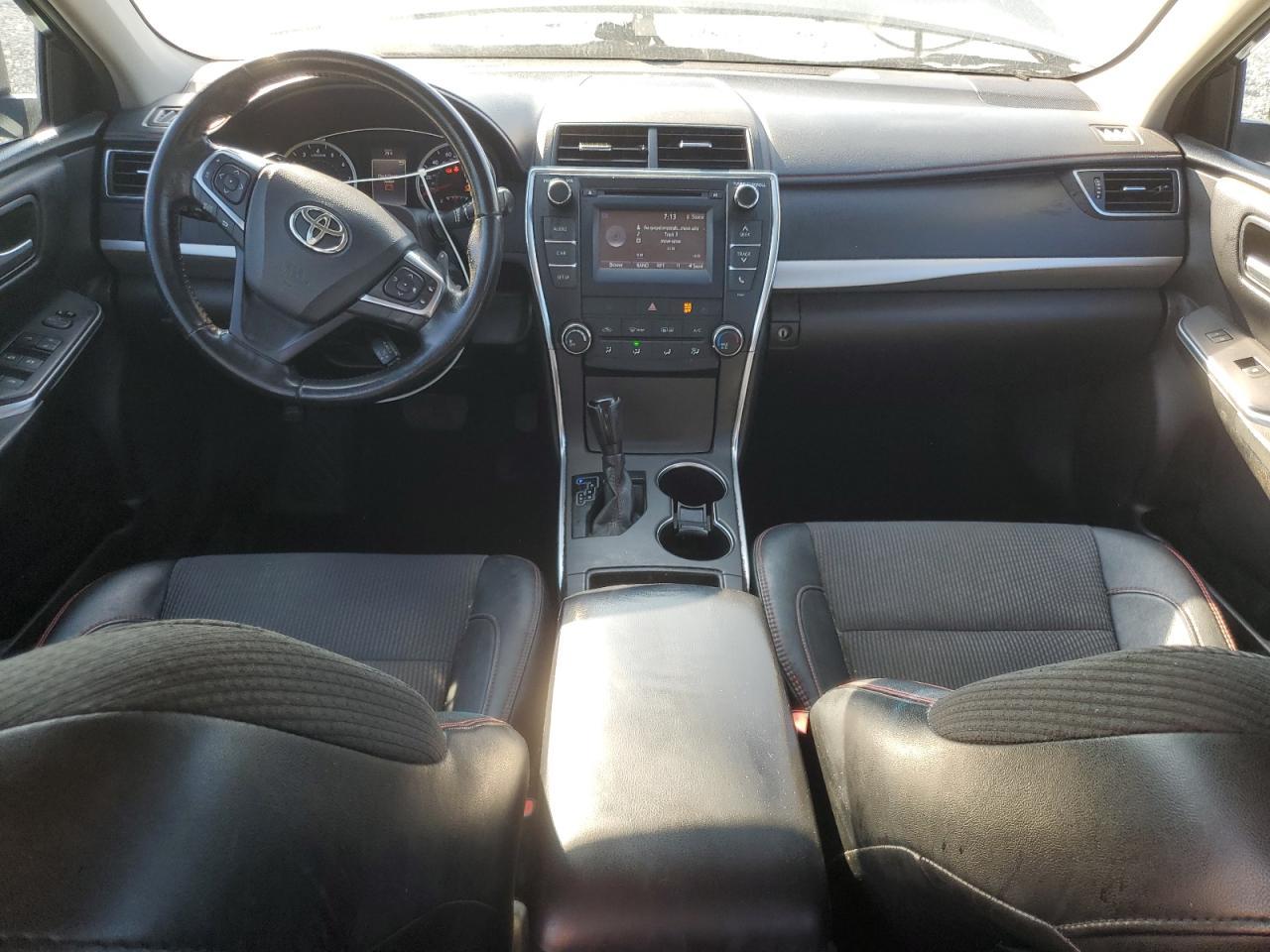 2016 TOYOTA CAMRY
