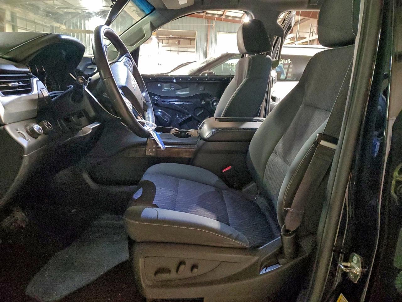 2015 CHEVROLET Suburban