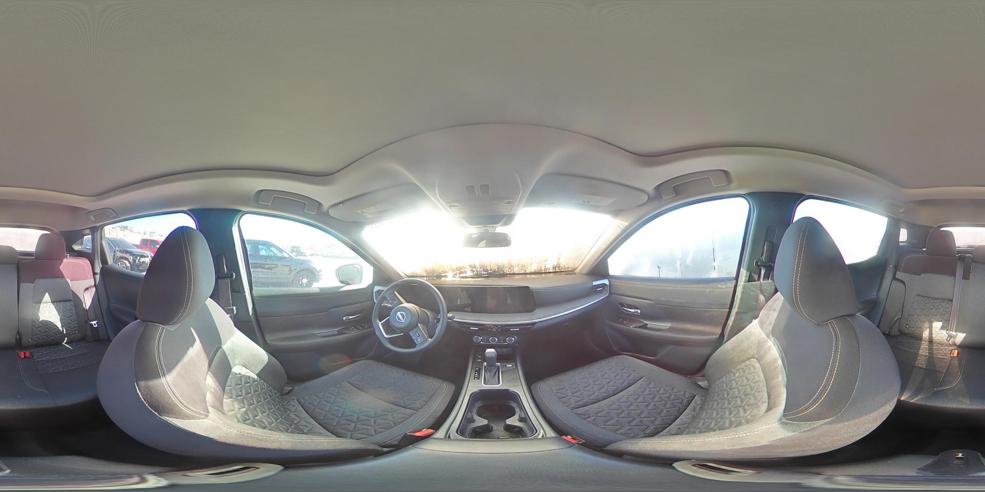 2025 NISSAN KICKS
