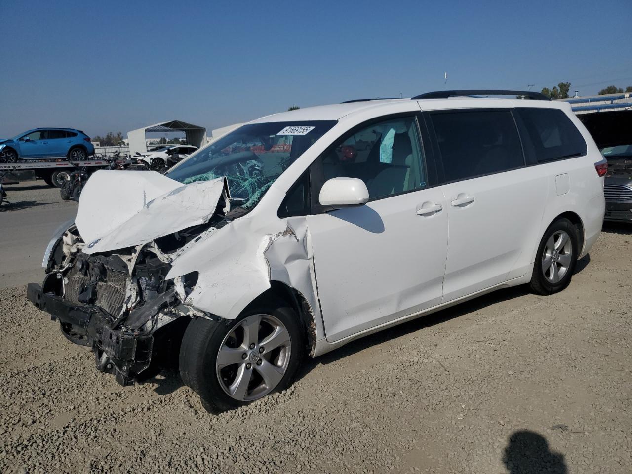 2015 TOYOTA SIENNA