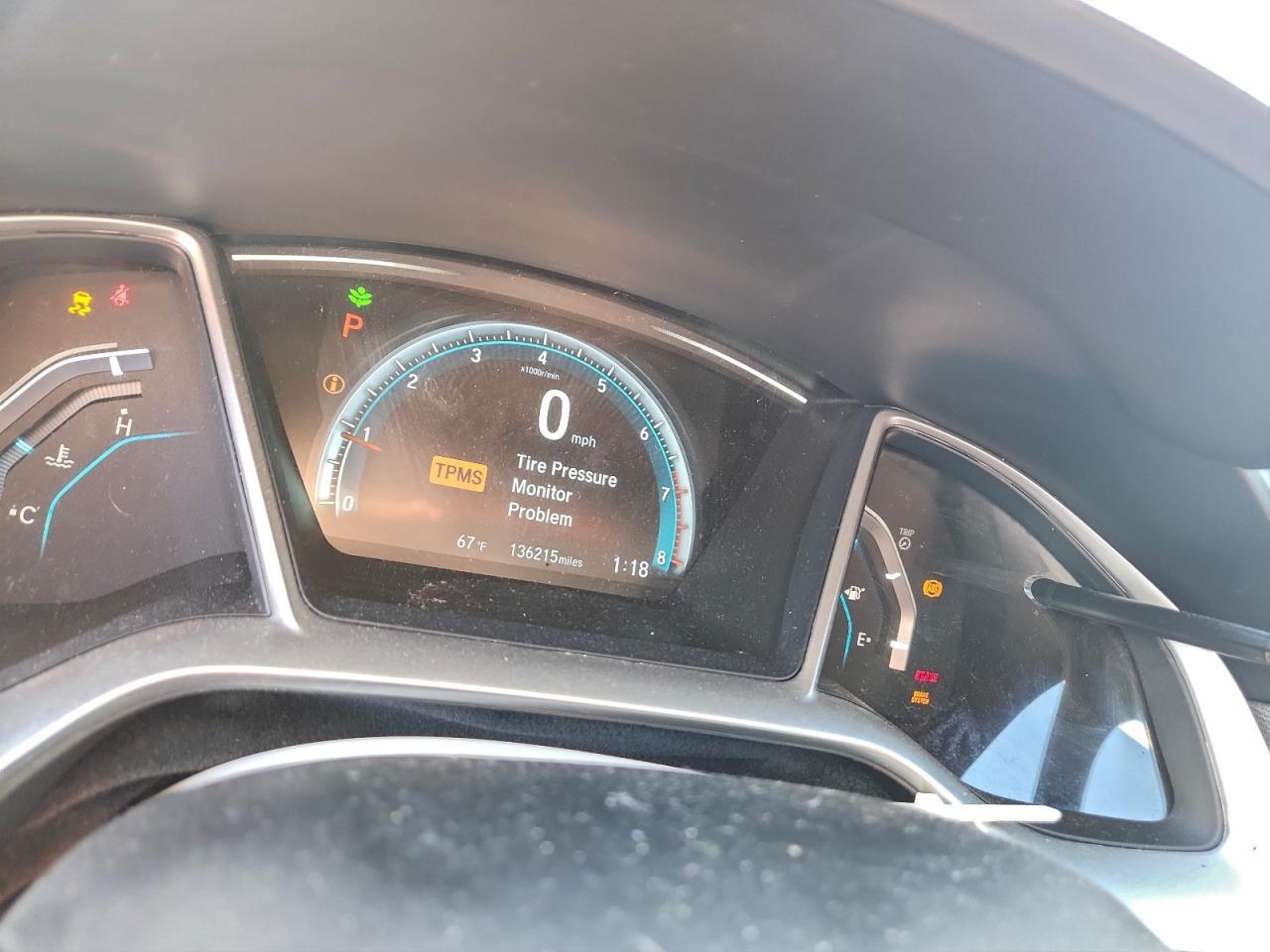 2018 HONDA CIVIC