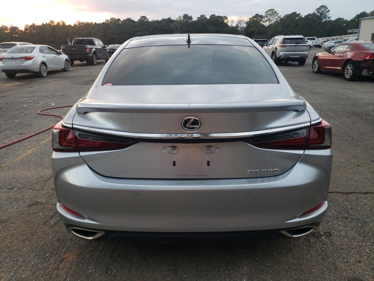 2024 LEXUS ES 350
