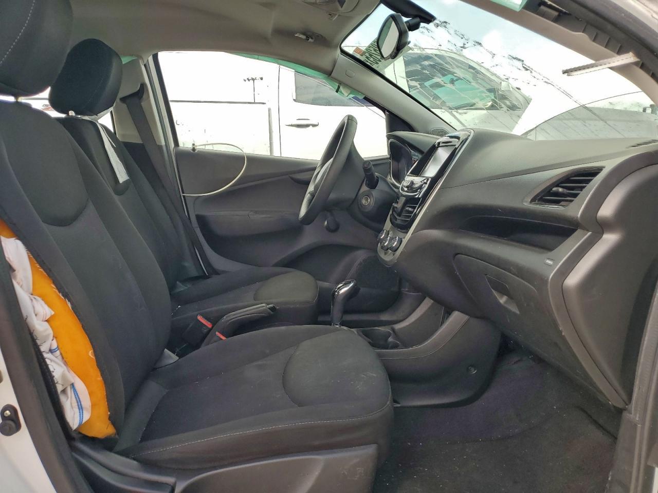 2017 CHEVROLET Spark