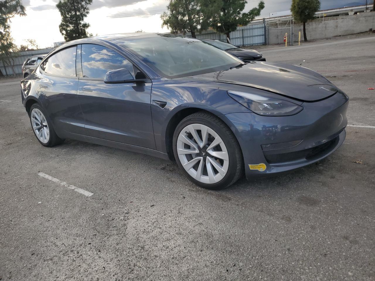 2022 TESLA MODEL 3